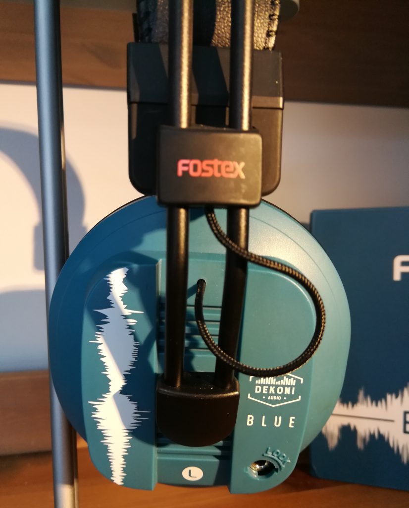 Fostex – Dog Is Blue