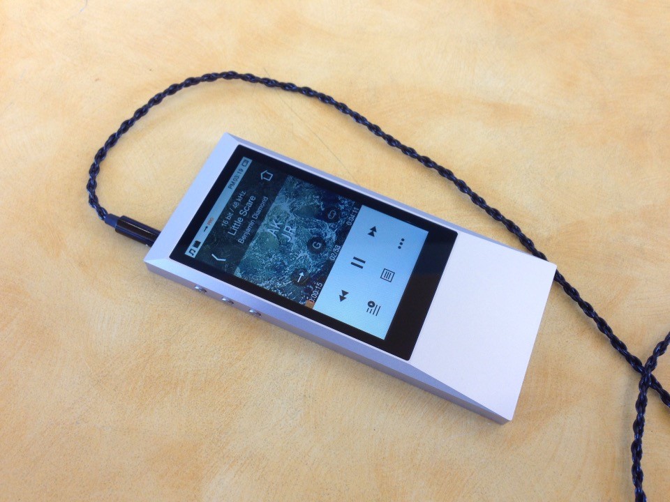 THE ASTELL & KERN AK JR: THE LITTLE PLAYER THAT COULD - Headphone Guru