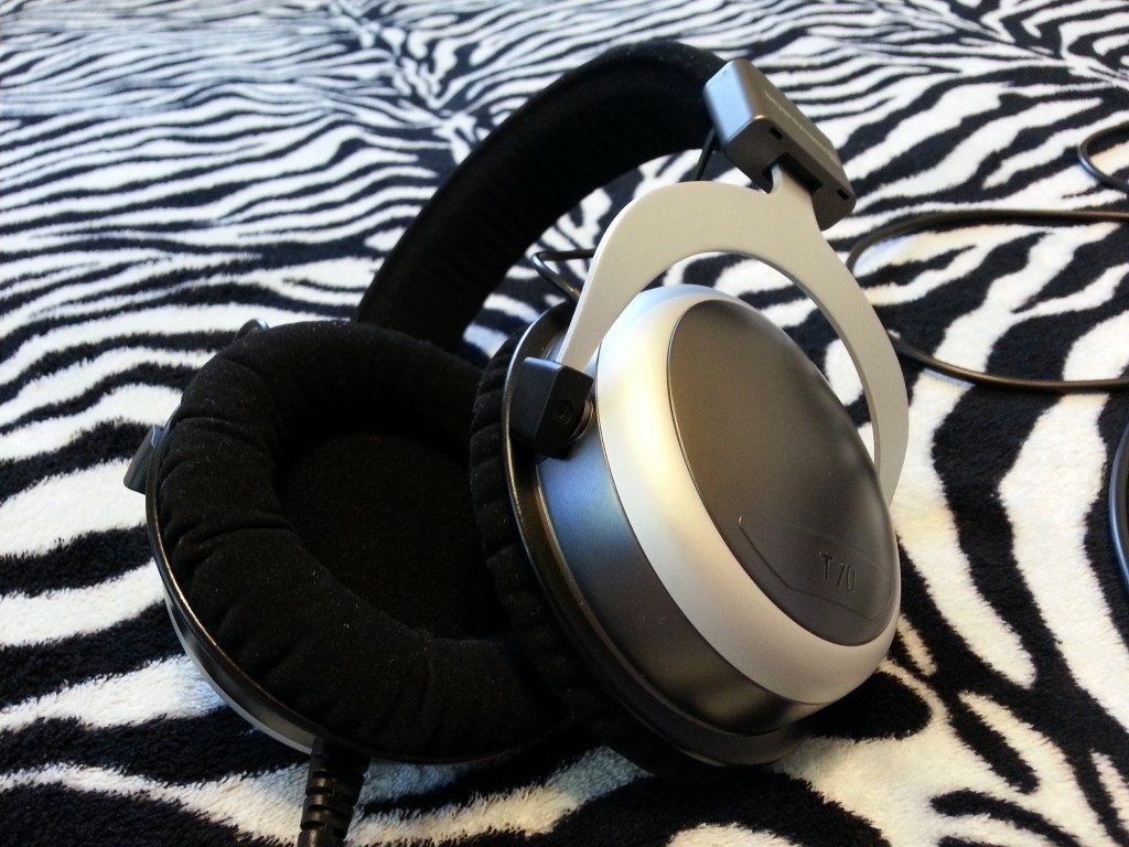 Beyerdynamic T 70 Headphone Guru