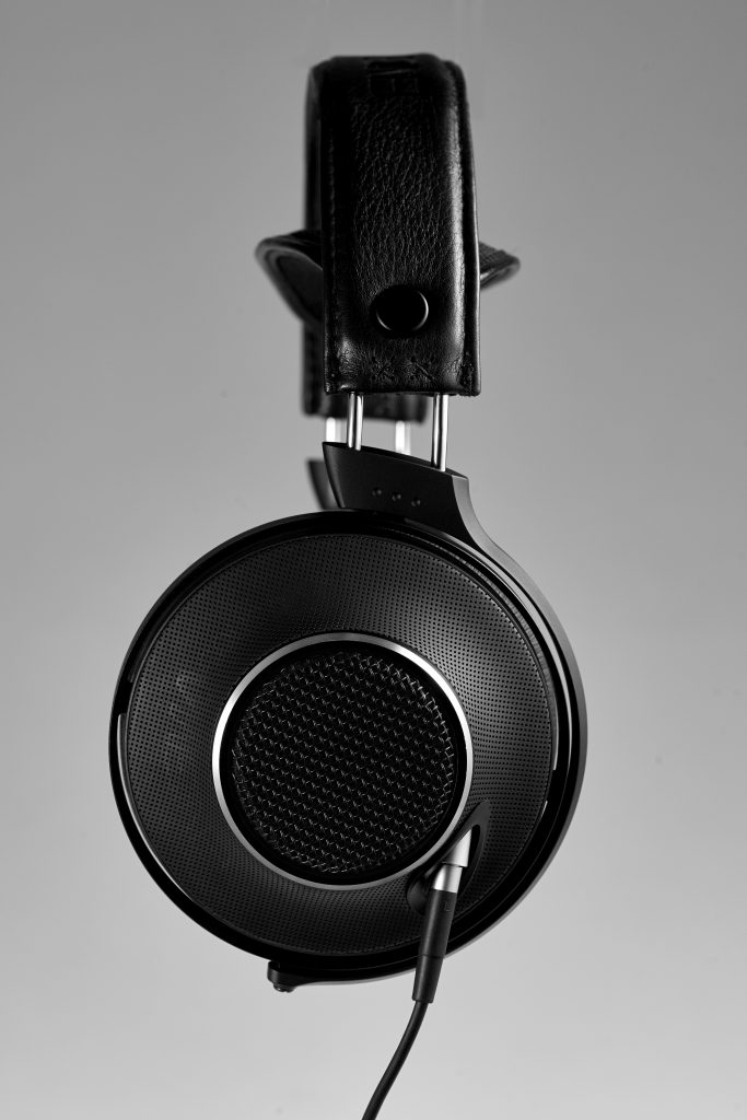 The Dharma D1000 Hybrid Stereo Headphone: A Stat-Namic Achievement The Dharma D1000 Hybrid Stereo Headphone: A Stat-Namic Achievement
