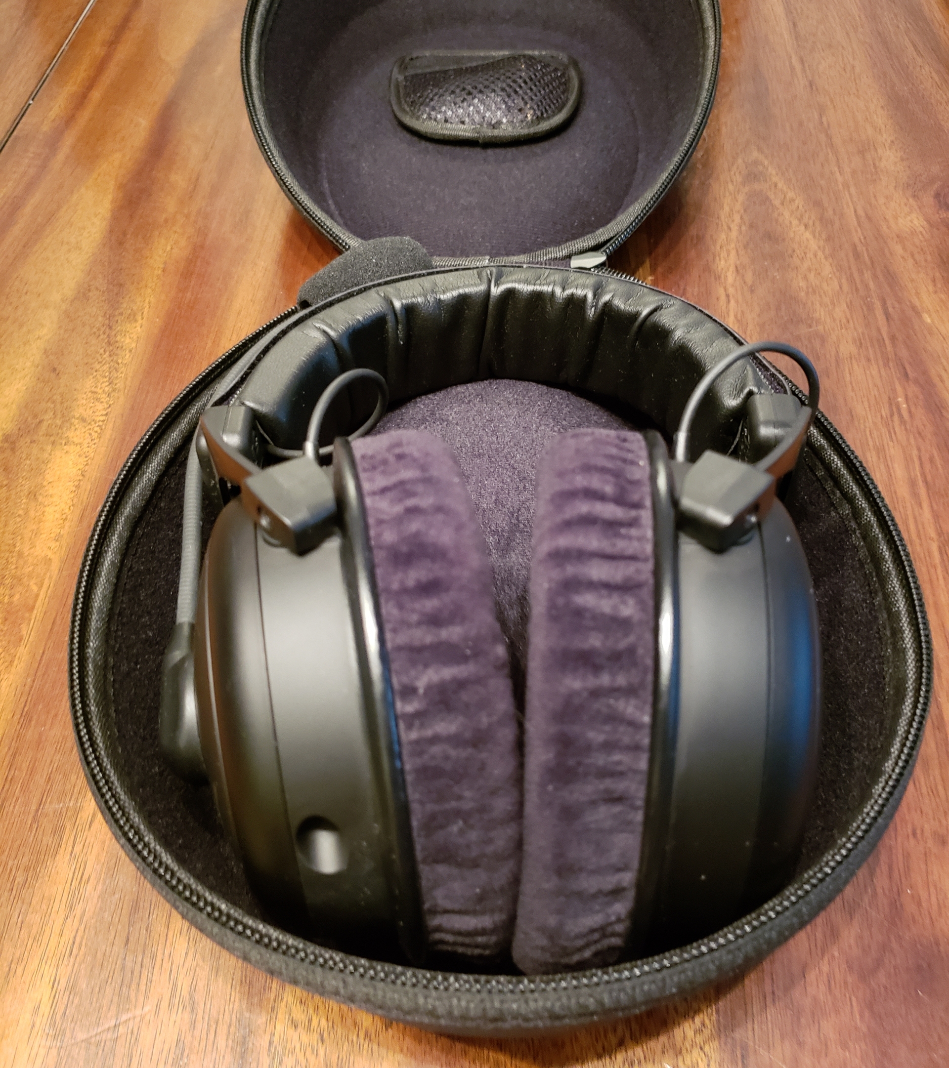 Beyerdynamic DT770 Pro 80 Ohm Headphone Review: The Widest, Fastest  Closed-Back Headphone I've Heard, by Alex Rowe