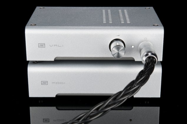 SCHIIT VALI HEADPHONE AMPLIFIER Headphone Guru