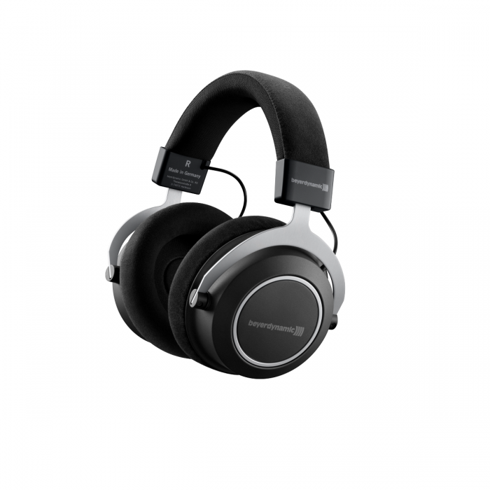 The Beyerdynamic Amiron Wireless Incredible Wireless Audiophile