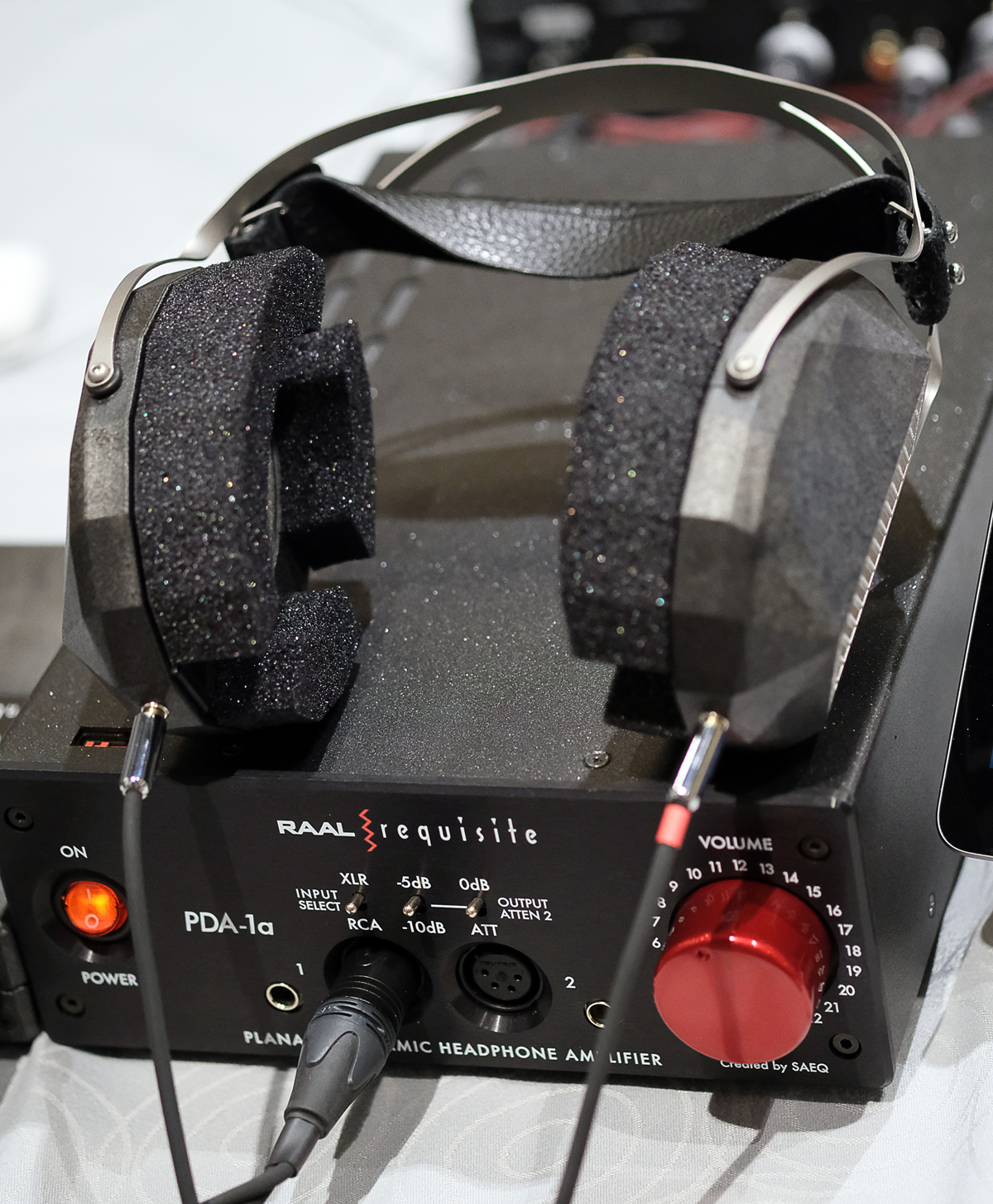 RAAL|requisite CA 1A Circumaural Ribbon Driver Headphones, RAAL|requisite PDA-1a Planar & Dynamic Headphone Amplifier