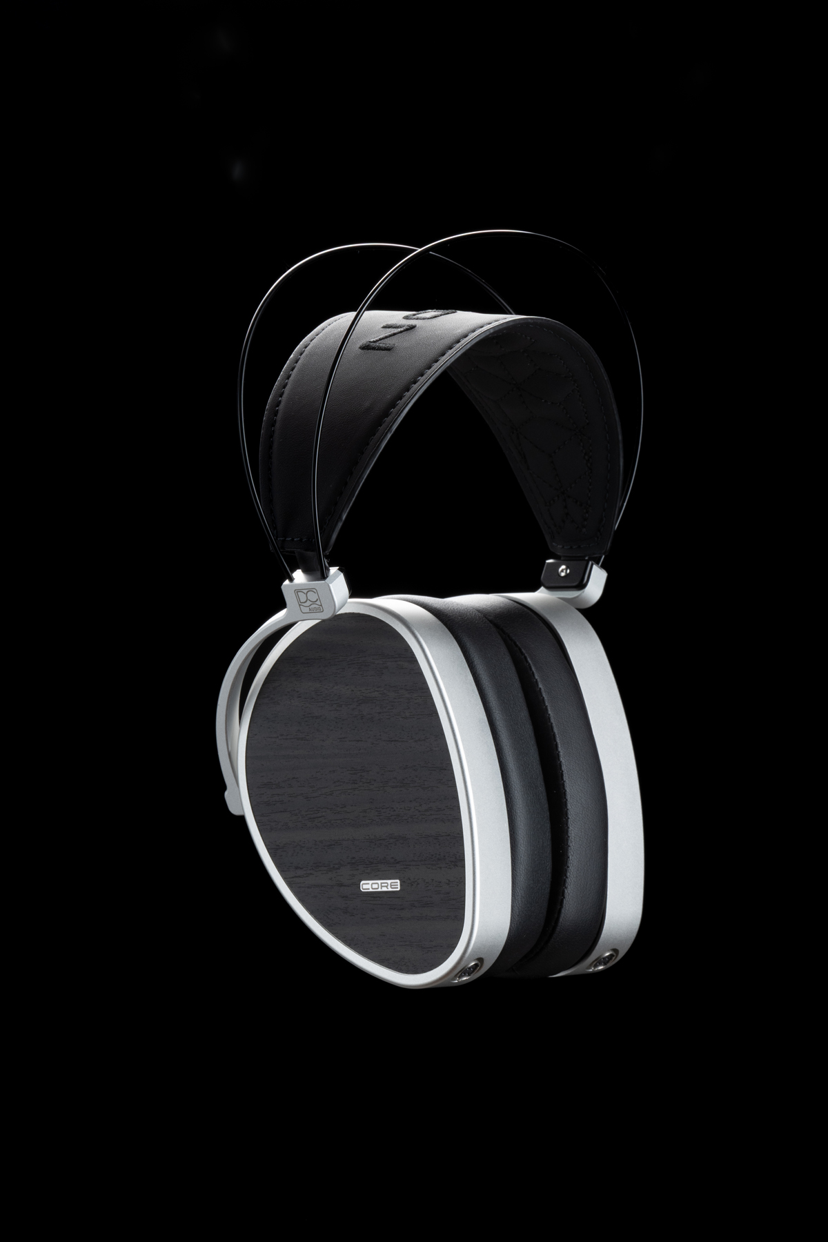 Dan Clark Audio  ÆON CORE