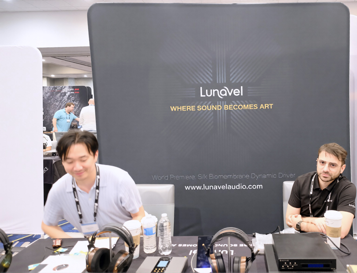 Lunavel